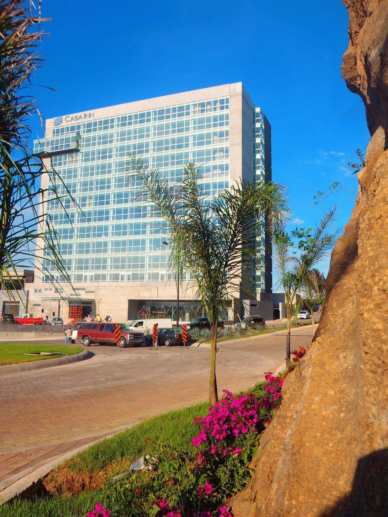 Casa Inn Premium Hotel Queretaro Miranda Extérieur photo The Marriott Resort in Tumon